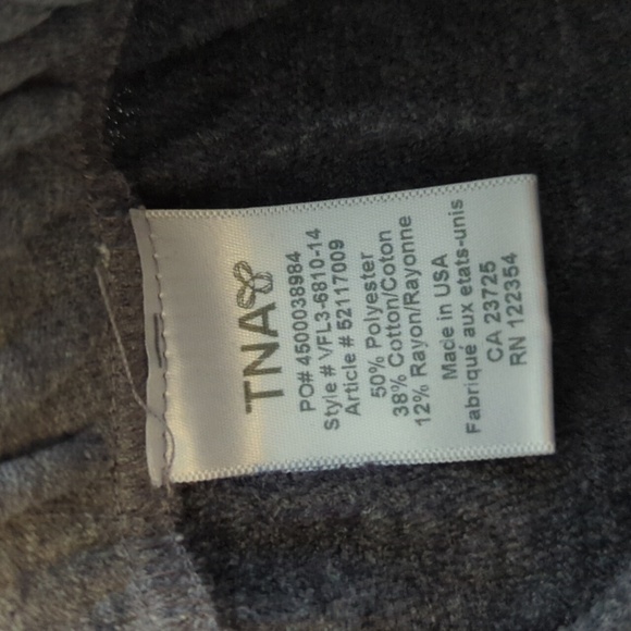 Aritzia, TNA, M heather grey sweatpants - Picture 3 of 5